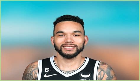 Chris Chiozza contract, salary, net worth