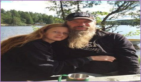 Johan Hegg wife: Who is Maria Rizell Hegg?